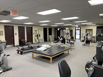Therapy equipment and treatment area
