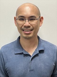Headshot of Quang Ton, P.T., DPT